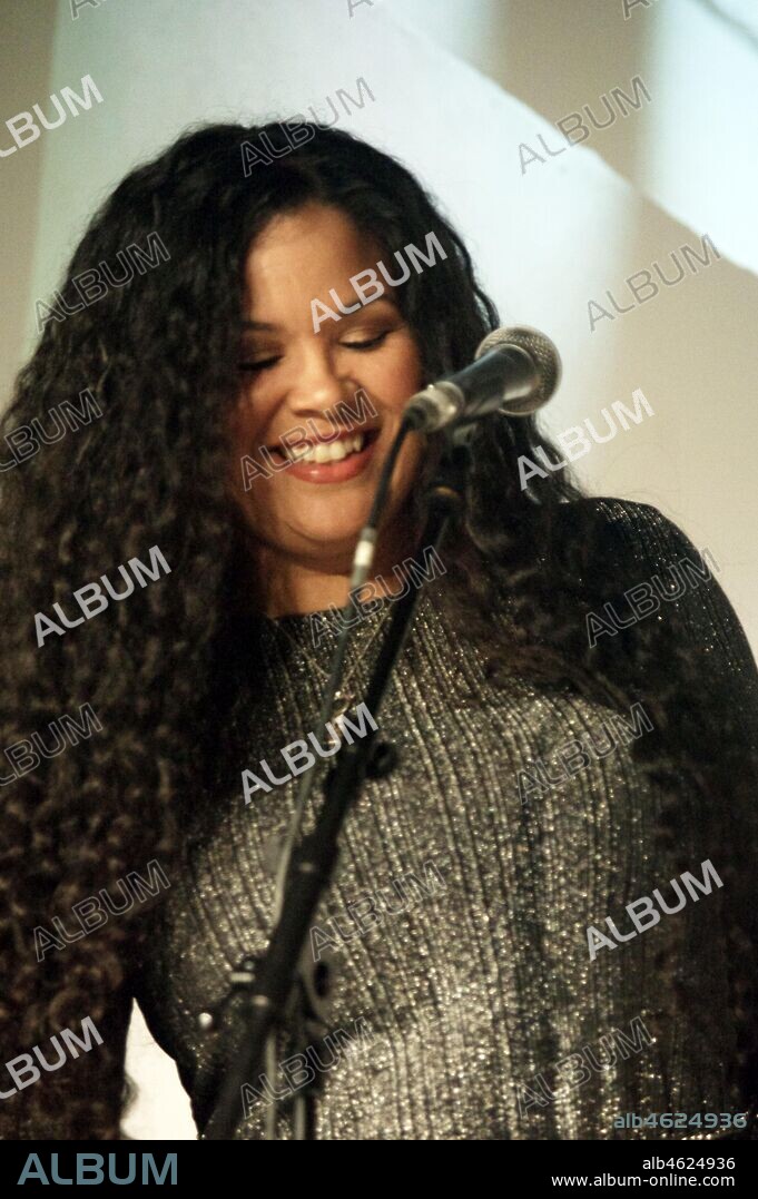 BRIAN O'CONNOR. Kyla Brox, Kyla Brox Duo, Crawley Blues Club Hawth Crawley West Sussex, 14 Feb 2020.