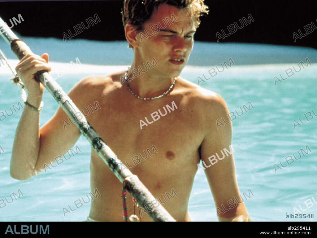 Leonardo DiCaprio in THE BEACH, 2000, directed by DANNY BOYLE. Copyright 20TH CENTURY FOX.