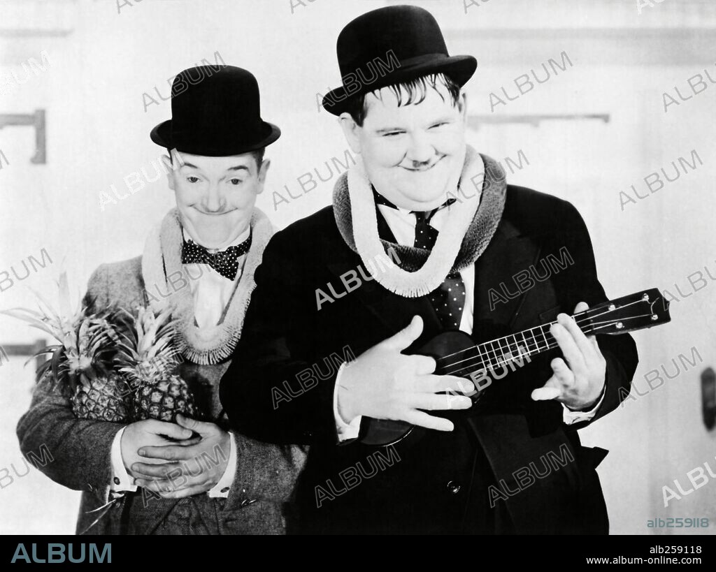 OLIVER HARDY und STAN LAUREL in LAUREL & HARDY - DIE WÜSTENSÖHNE, 1933 (SONS OF THE DESERT), unter der Regie von WILLIAM A. SEITER. Copyright HAL ROACH/MGM.