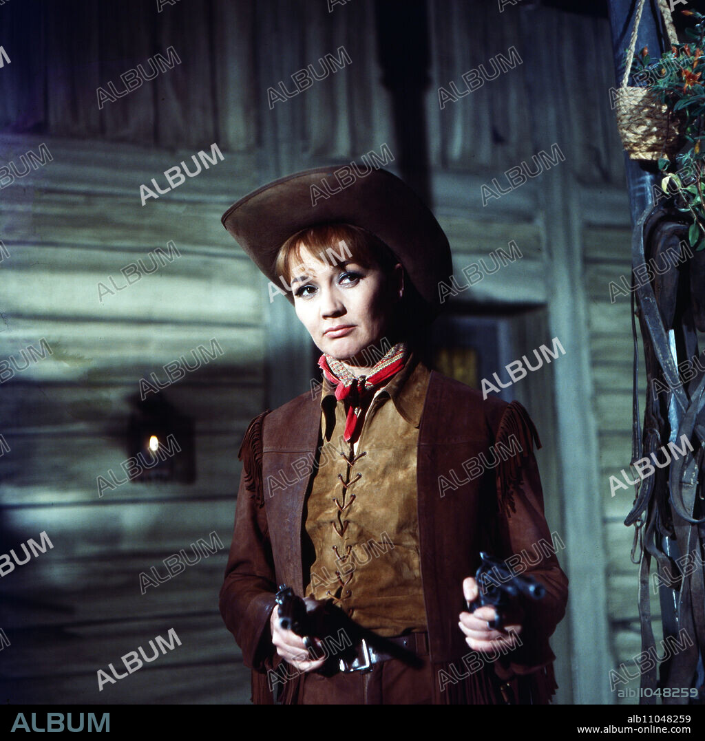 Pistolen-Jenny, TV film, Germany, 1969, based on the screenplay: Calamity Jane by James O'Hanlon, Director: Alfred Weidenmann, Scene: Liselotte Pulver as Pistolen-Jenny.