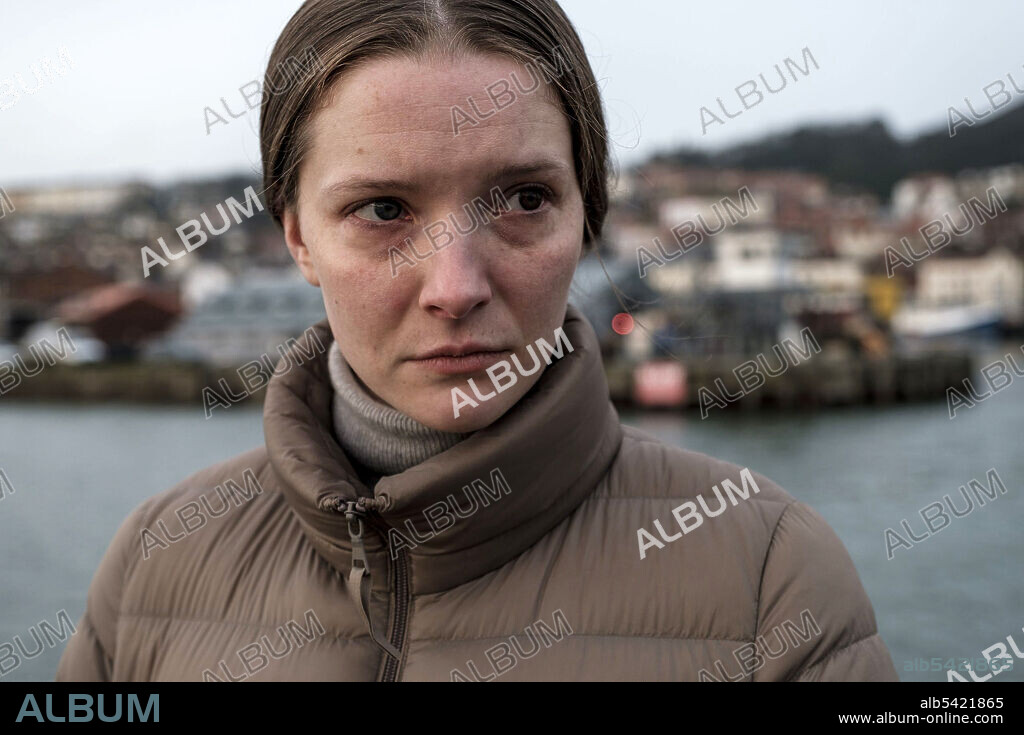 MORFYDD CLARK en SAINT MAUD, 2019, dirigida por ROSE GLASS. Copyright BFI FILM FUND.