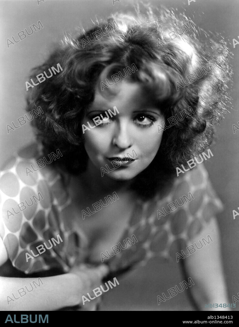 CLARA BOW dans CALL HER SAVAGE, 1932, réalisé par JOHN FRANCIS DILLON. Copyright PARAMOUNT PICTURES.