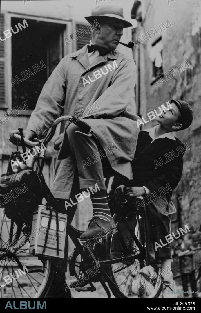JACQUES TATI en MI TÍO, 1958 (MON ONCLE), dirigida por JACQUES TATI.