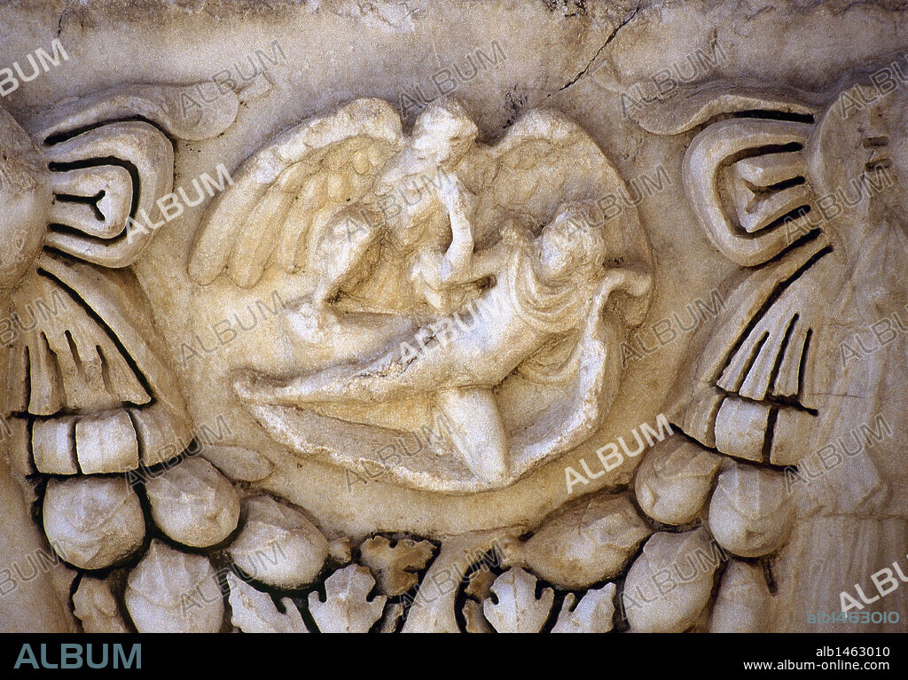 RELIEVE romano con la representación del AGUILA DE ZEUS RAPTANDO A GANIMEDES. Afroditias. Turquía.