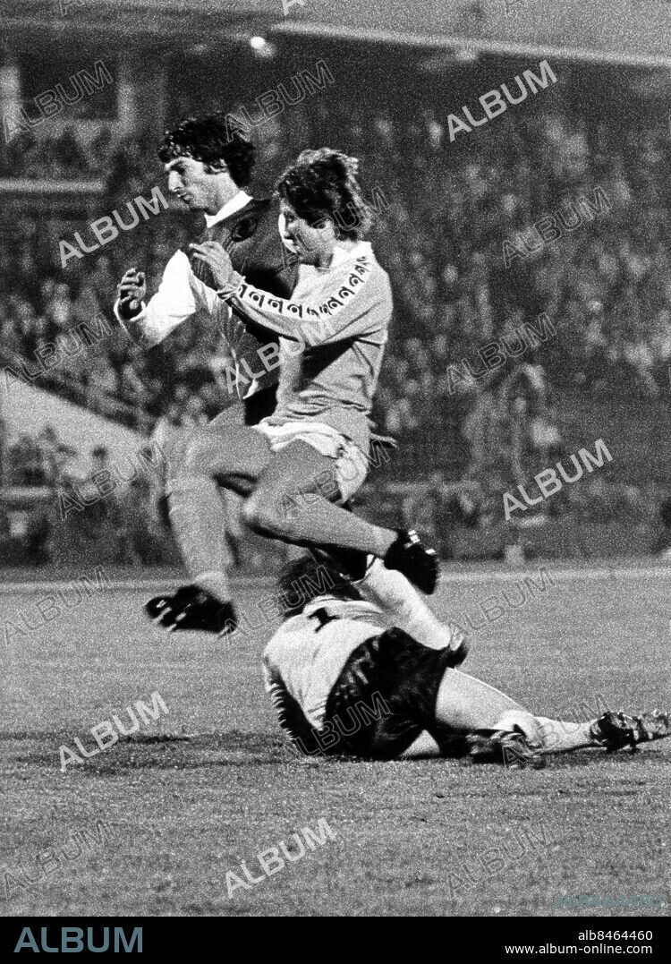 MFF - Monaco 0 - 0, Europacupen för klubblag 1977 - 1978. Tore Cervin försöker komma loss. (c) Herbert Tinz / Sydsvenskan /IBL Bildbyrå *** Local Caption *** Fotboll Malmö FF.