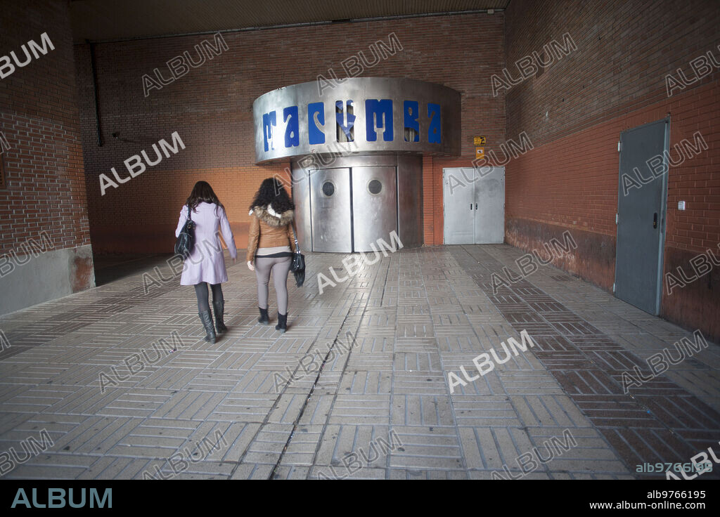 Madrid, 19/11/2014. Discoteca Macumba y bajos comerciales en el último piso de la estación de Chamartin. Foto: Isabel Permuy ARCHDC.