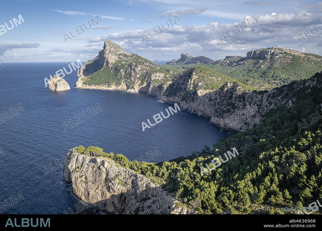 Colomer viewpoint, Mirador de sa Creueta, Formentor, Mallorca, Balearic Islands, Spain.