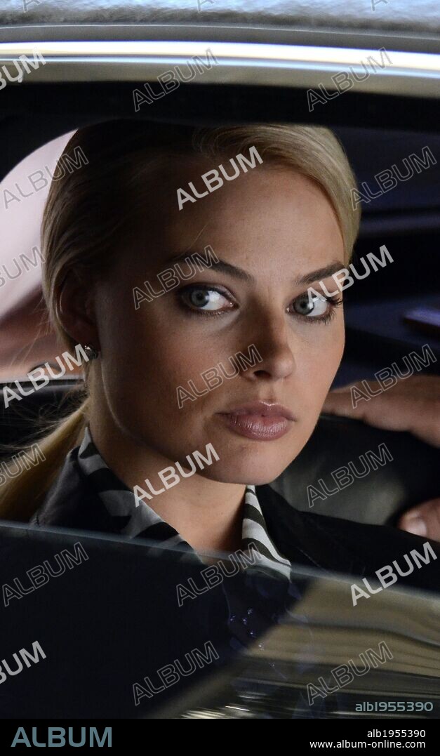 Sept. 25, 2012 - New York, New York, U.S. - Actress MARGOT ROBBIE was on the set of the new movie 'The Wolf of Wall Street. 25/09/2012