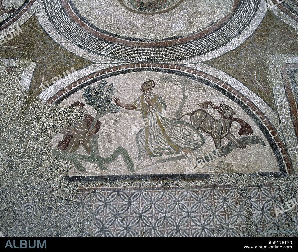 PIRAMO Y TISBE - MOSAICO DE LA VILLA DE MATERNO CINEGIO - S IV.