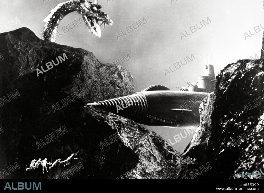 AGENTE 04 DEL IMPERIO SUMERGIDO, 1963 (KAITEI GUNKAN), dirigida por ISHIRO HONDA. Copyright TOHO.