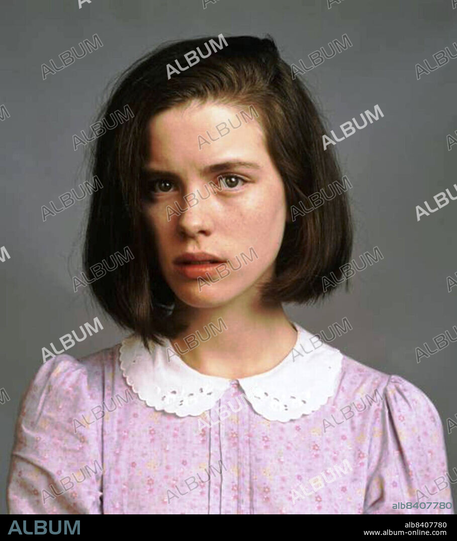 KATE BECKINSALE in ANNA LEE: HEADCASE, 1993, directed by COLIN BUCKSEY. Copyright LONDON WEEKEND TELEVISION.