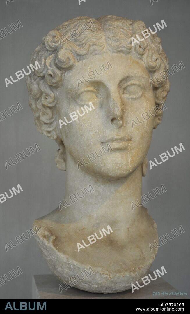 Julia Agripina, conocida como Agripina la Menor (15dc-59 dc). Hija mayor de Germánico y Agripina la Mayor. Hermana de Calígula y esposa de Claudio y madre de Nerón. Busto. 41-54 d. C. Museo de la Acrópolis (Acropolis Museum). Atenas. Grecia.