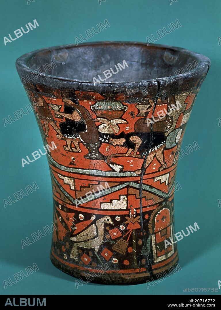 KERO DE MADERA - ARTE INCA (PERU).