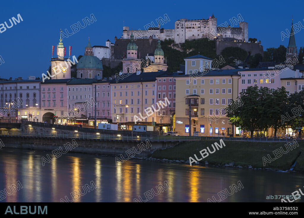 View of Salzach River and the Altstadt (The Old City), UNESCO World Heritage Site, Salzburg, Austria, Europe.