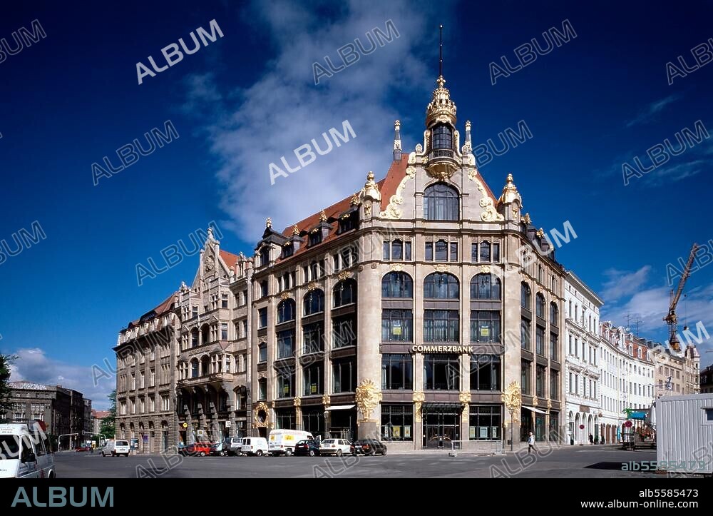 Leipzig (Sachsen), Commerzbank, ehem. Kaufhaus Topas. (erb. 1904 als Konfektionshaus von Franz Ebert erbaut). Außenansicht. Foto.