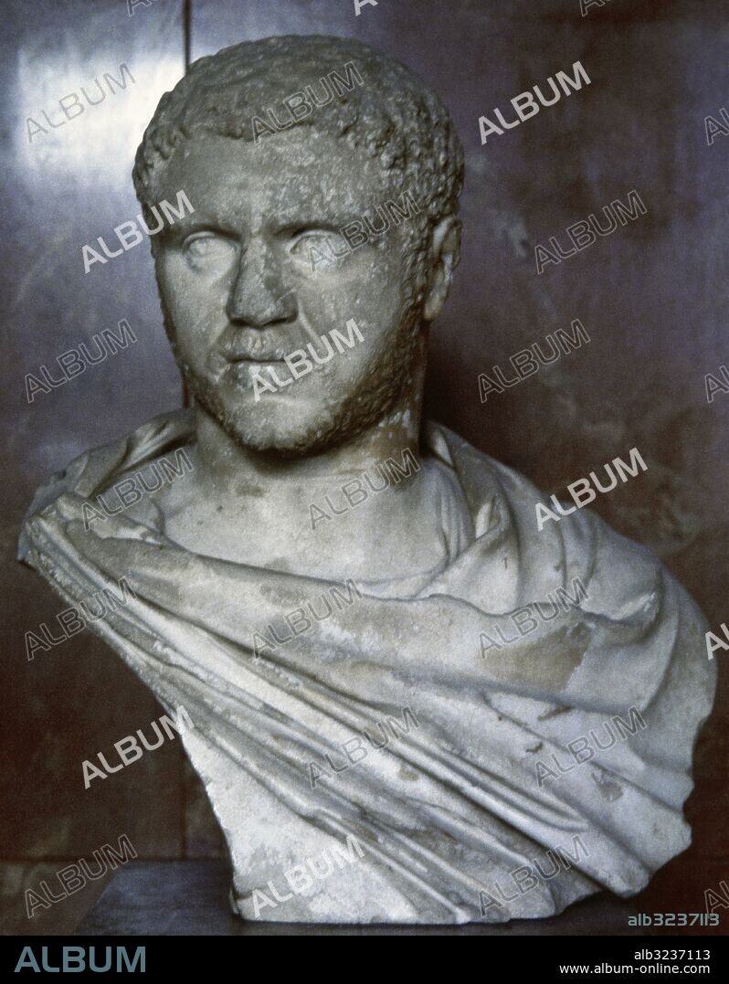 CARACALLA, Marco Aurelio (Marcus Aurelius Antoninus) (Lyon,186-cerca de Carras,217). Emperador romano (211-217). Busto en mármol del emperador realizado en el año 211 d. C. Museo del Louvre. París. Francia.