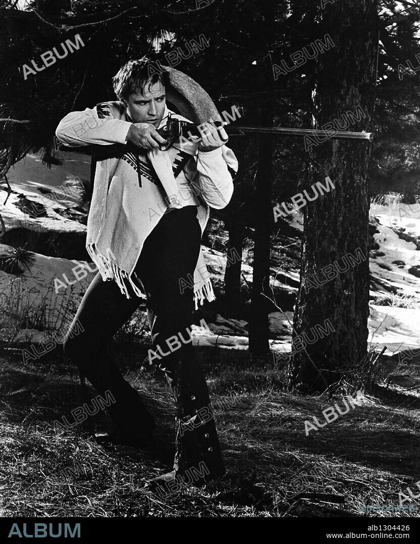 MARLON BRANDO in THE APPALOOSA, 1966, directed by SIDNEY J. FURIE. Copyright UNIVERSAL PICTURES.