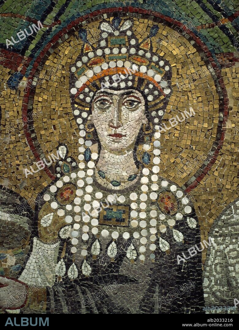 Emperatriz Teodora (500-548) , San Vitale Ravenna, siglo 6, mosaico (detalle).
