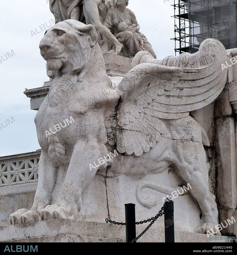 Detail of a statue at the Monumento Nazionale a Vittorio Emanuele II or 'Il Vittoriano' is a monument in Rome built to honour king Victor Emmanuel, the first king of a unified Italy. Opened: 1925; designed by the architect, Giuseppe Sacconi.