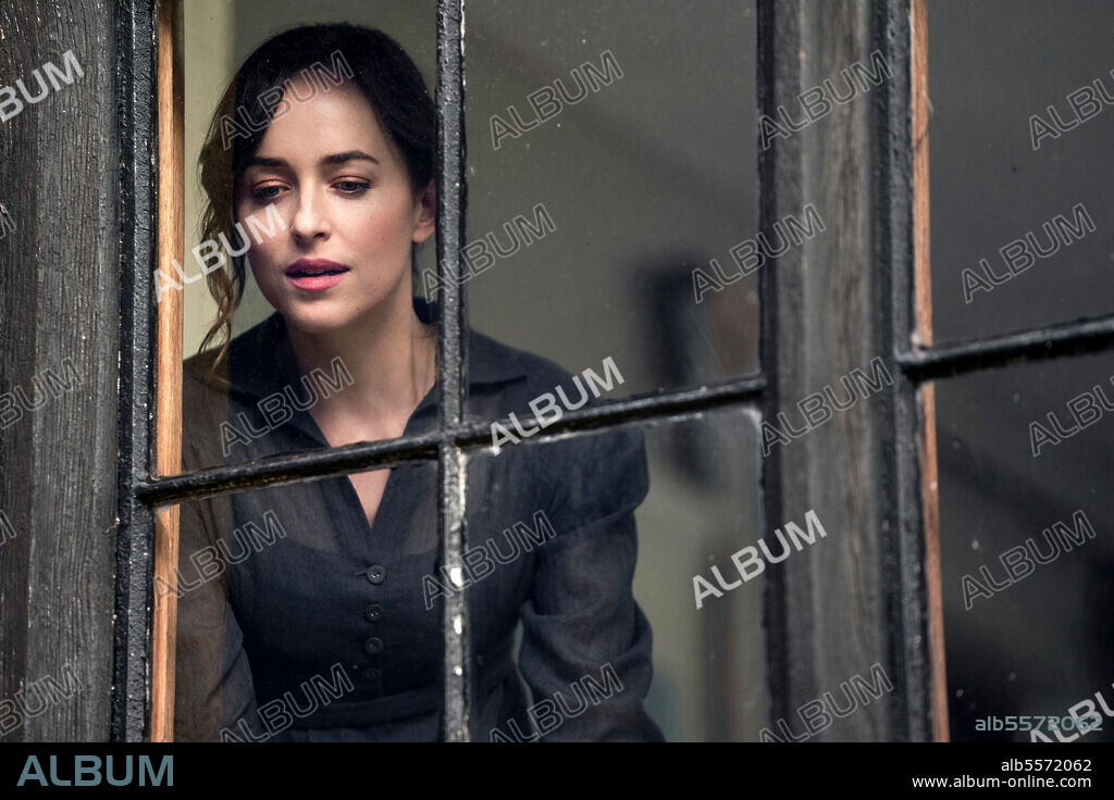DAKOTA JOHNSON in PERSUASION, 2022, directed by CARRIE CRACKNELL. Copyright MEDIA RIGHTS CAPITAL.