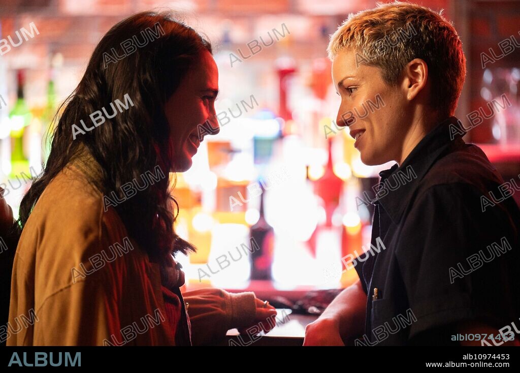 Carla Woodcock and Kat Sadler in SUCH BRAVE GIRLS, 2023, directed by KAT SADLER. Copyright Camden Productions/Various Artists/BBC/A24.