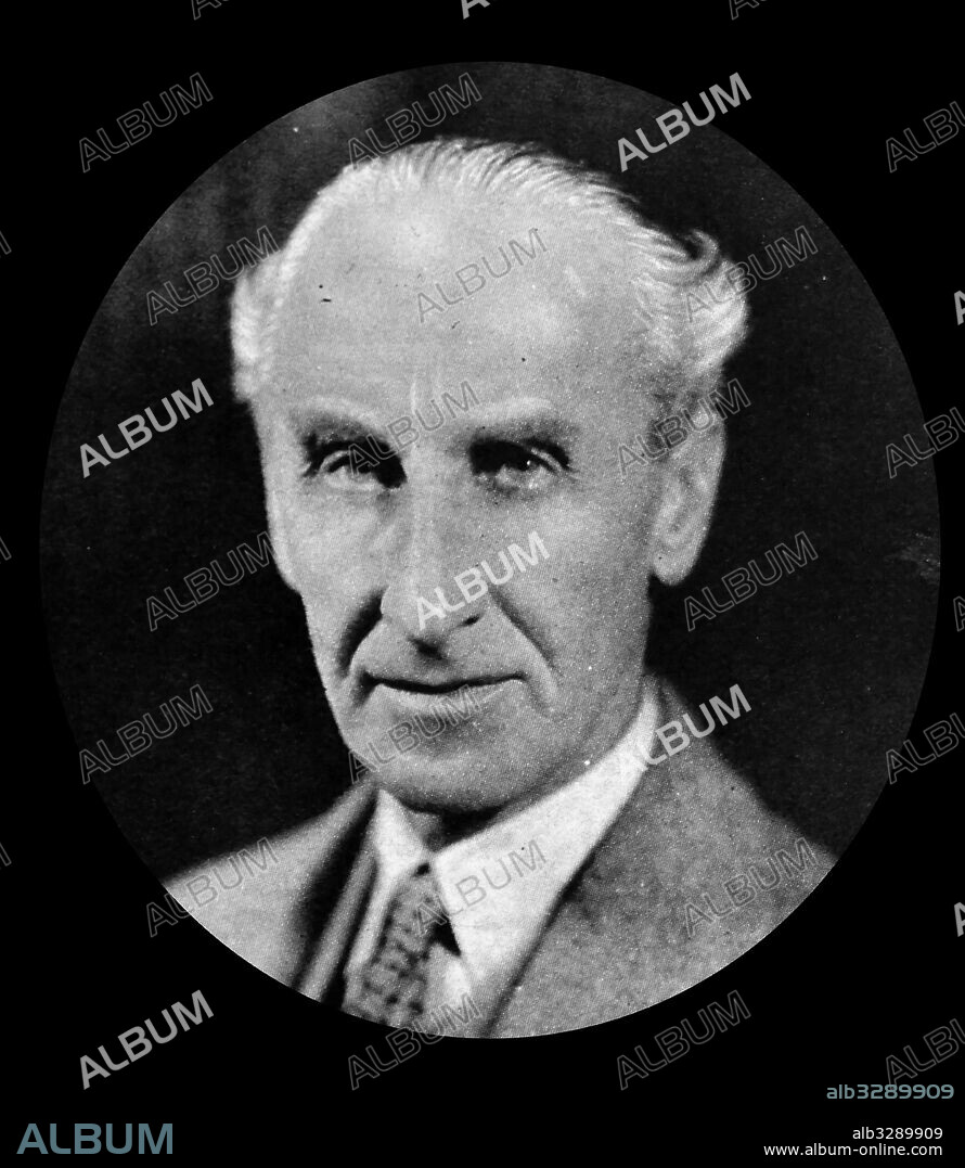 Victor Alexander Bulwer-Lytton, 2nd Earl of Lytton (1876 - 25 October 1947), Viscount Knebworth from 1880 to 1891. British politician and colonial administrator. He served as Governor of Bengal between 1922 and 1927 and was briefly Acting Viceroy of India in 1926.