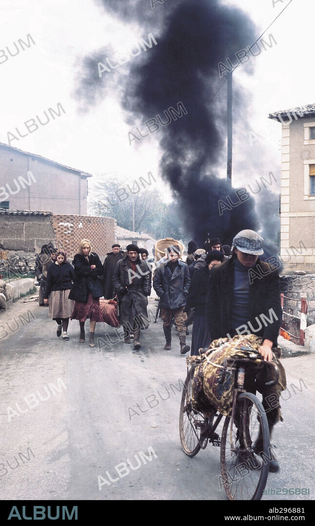 OVIDI MONTLLOR en SOLDADOS, 1978, dirigida por ALFONSO UNGRIA. Copyright ANTONIO, P.C.