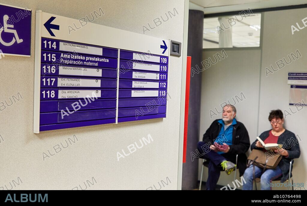 Waiting room, Antiguo Health Center building, Donostia, San Sebastian, Gipuzkoa, Basque Country, SpainVacunación, Ambulatorio Antiguo, Centro de Salud, Osakidetza, Donostia, San Sebastian, Gipuzkoa, Basque Country.