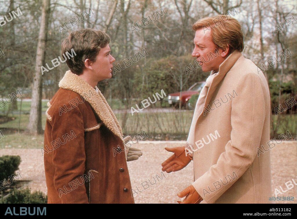 DONALD SUTHERLAND y TIMOTHY HUTTON en GENTE CORRIENTE, 1980 (ORDINARY PEOPLE), dirigida por ROBERT REDFORD. Copyright PARAMOUNT PICTURES.