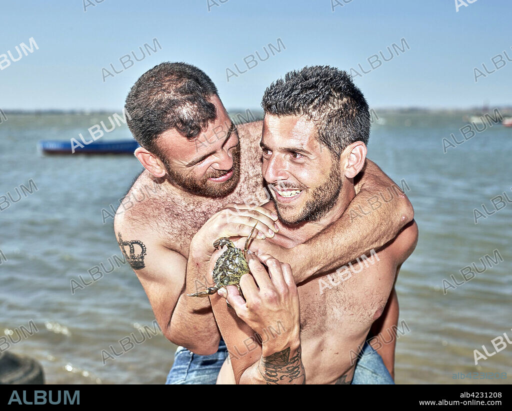 FRANCISCO JOSE GOMEZ ROMERO and ISRAEL GOMEZ ROMERO in ENTRE DOS AGUAS, 2018, directed by ISAKI LACUESTA. Copyright La Termita Films / B-Team Pictures / All Go Movies.