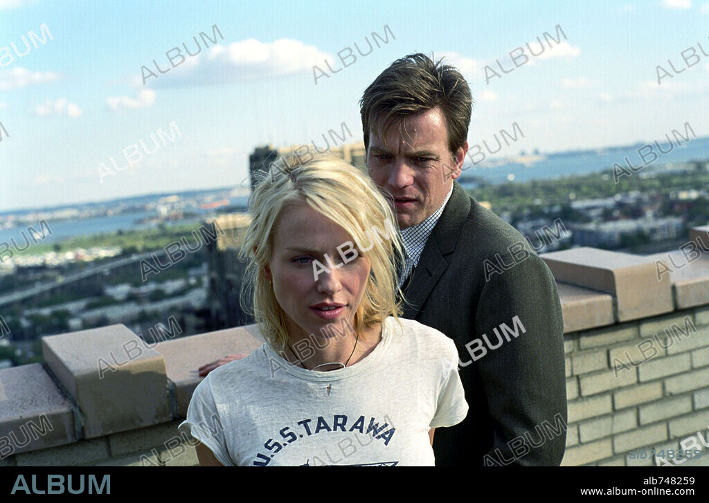 EWAN McGREGOR and NAOMI WATTS in STAY, 2005, directed by MARC FORSTER. Copyright 20TH CENTURY FOX / REED, ELI.