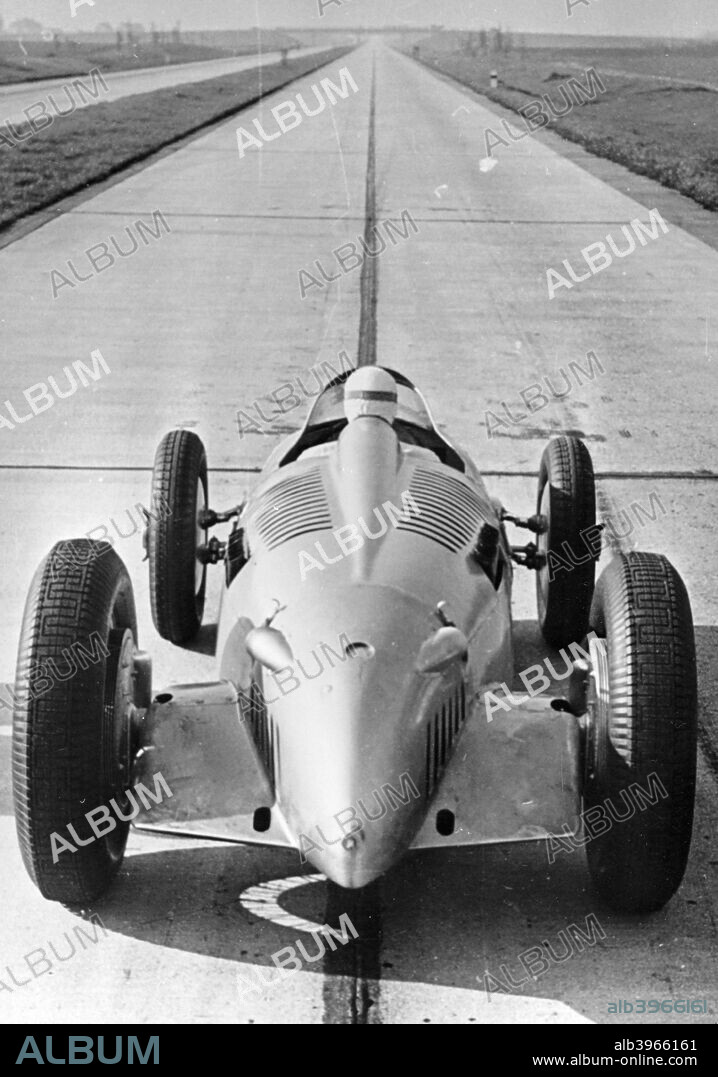 Bernd Rosemeyer in Auto Union record-breaking car, 1937. Bernd Rosemeyer set a number of world speed records for cars with engines of less than 8000cc capacity driving Auto Union cars in the late 1930s, when the team was engaged in a duel with Mercedes both in motor racing and record breaking. He was killed in 1938 when his car crashed on the Frankfurt-Darmstadt Autobahn while in the process of trying to regain the record from Mercedes.