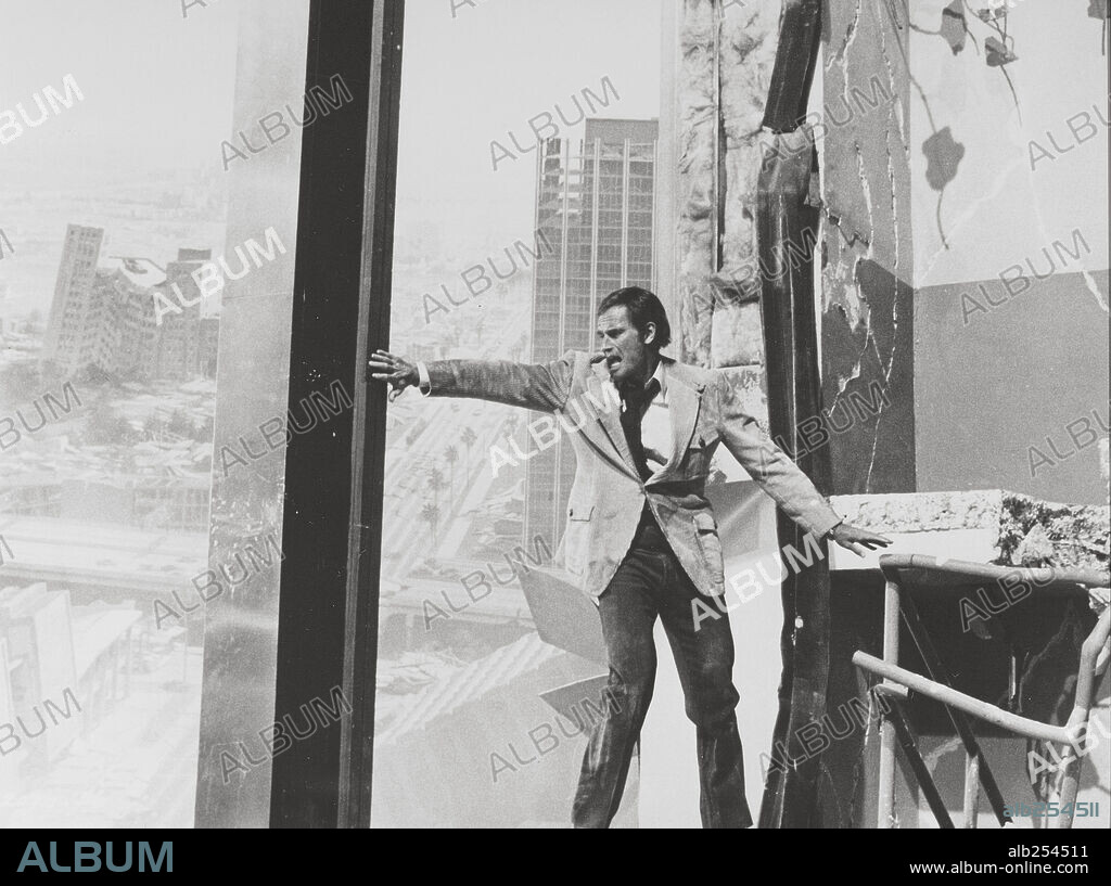 CHARLTON HESTON in EARTHQUAKE, 1974, directed by MARK ROBSON. Copyright UNIVERSAL PICTURES.