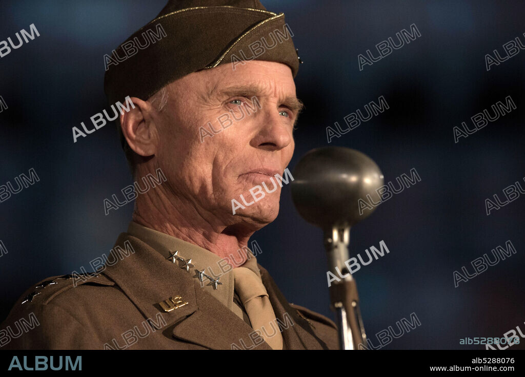ED HARRIS en RESISTENCIA, 2020 (RESISTANCE), dirigida por JONATHAN JAKUBOWICZ. Copyright PANTALEON FILMS.