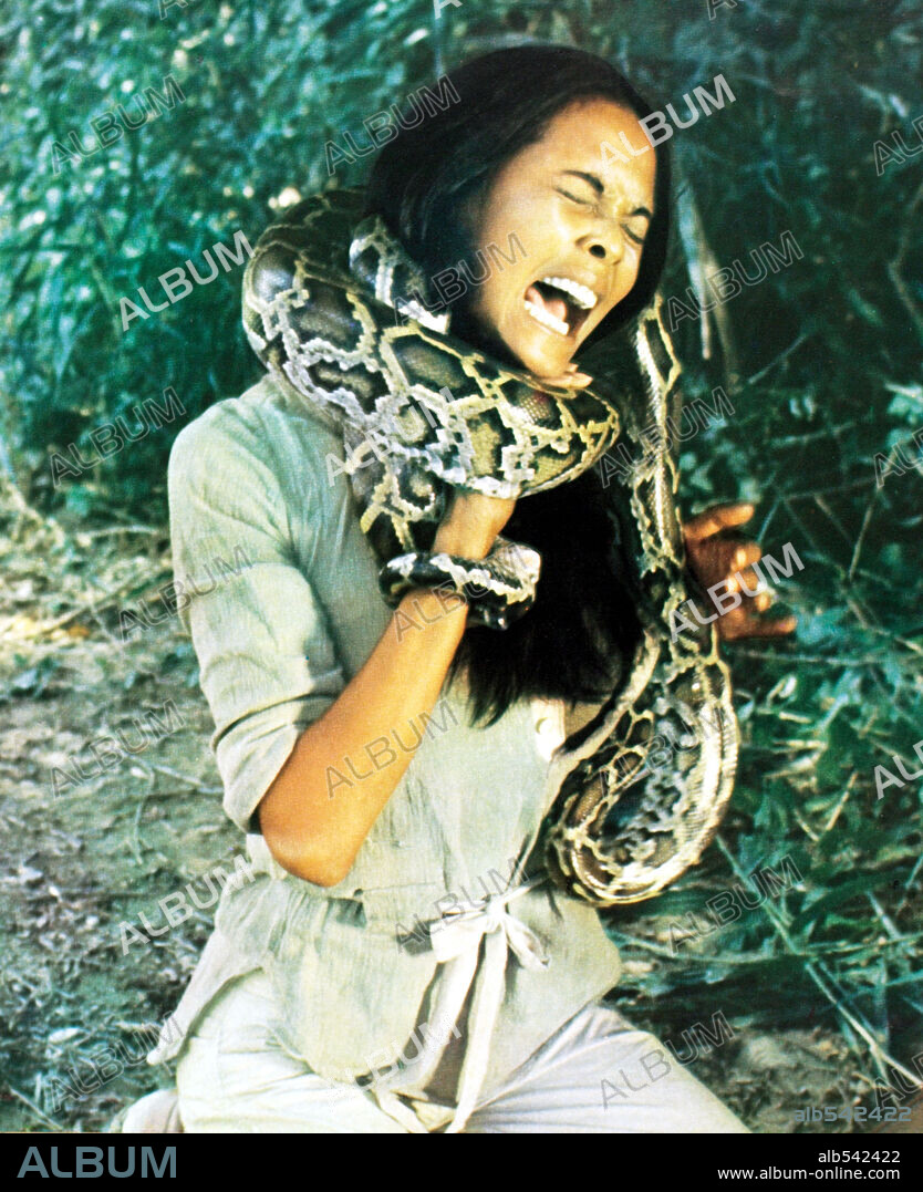 LAURA GEMSER en EMMANUELLE Y LOS ULTIMOS CANIBALES, 1977 (EMANUELLE E GLI ULTIMI CANNIBALI), dirigida por JOE D'AMATO. Copyright FLORA FILMS.