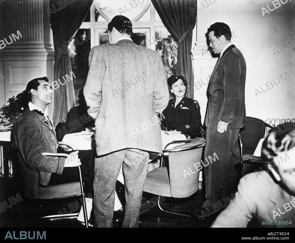 ANN SHERIDAN, CARY GRANT and ORSON WELLES in I WAS A MALE WAR BRIDE, 1949, directed by HOWARD HAWKS. Copyright 20TH CENTURY FOX.