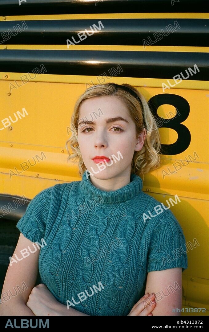KIERNAN SHIPKA en LAS ESCALOFRIANTES AVENTURAS DE SABRINA, 2018 (CHILLING ADVENTURES OF SABRINA). Copyright WARNER BROS. TELEVISION.