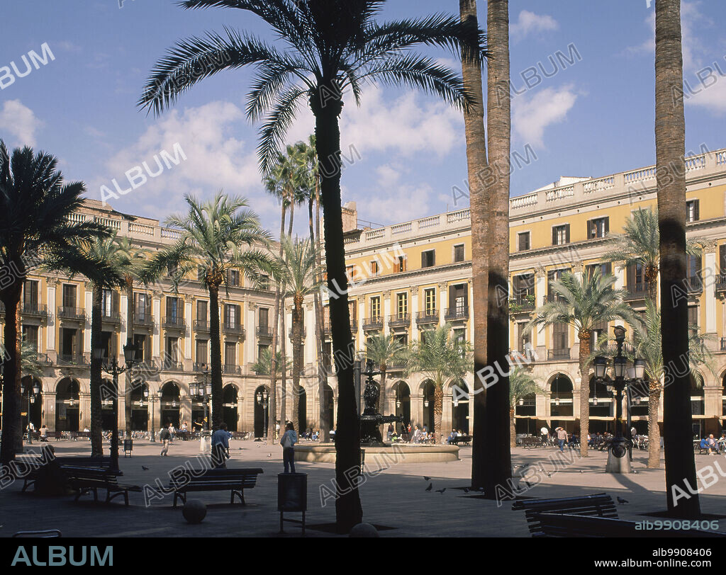 DANIEL MOLINA FRANCESC (1812-1867). PLAZA REAL DE BARCELONA SITUADA EN EL BARRIO GOTICO DE LA CIUDAD CREADA EN 1848 POR FRANCESC DANIEL MOLINA - FOTO AÑOS 70.