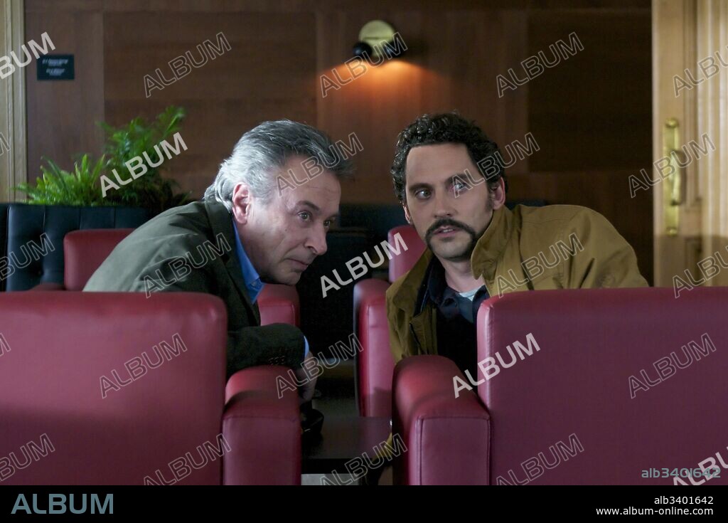 OSCAR MARTINEZ y PACO LEON en TOC TOC, 2017, dirigida por VICENTE VILLANUEVA. Copyright Lazona Films / Atresmedia Cine / Wind Films.