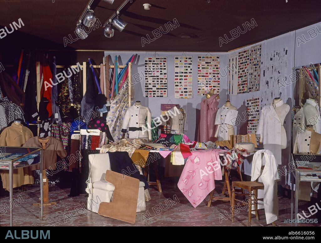 CRISTÓBAL BALENCIAGA. TALLER DE BALENCIAGA EN PARIS - AVENIDA GEORGES V.