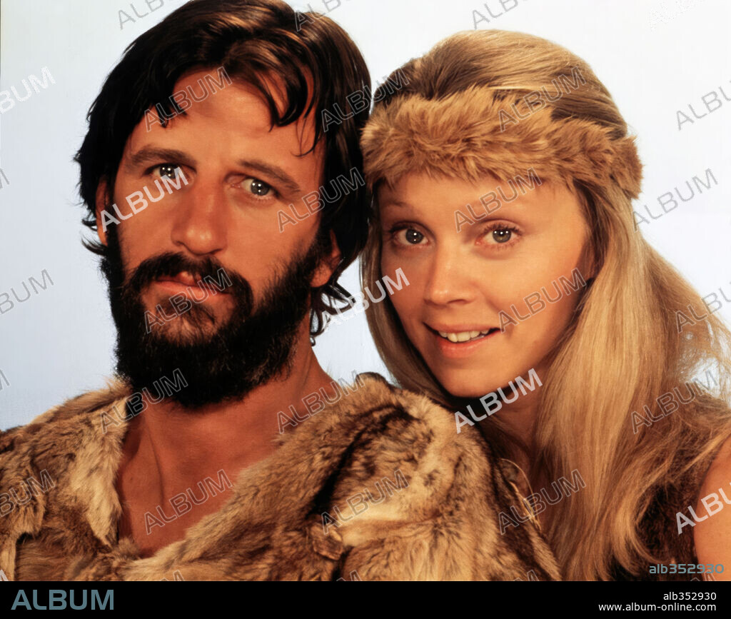 RINGO STARR y SHELLEY LONG en CAVERNICOLA, 1981 (CAVEMAN), dirigida por CARL GOTTLIEB. Copyright UNITED ARTISTS.