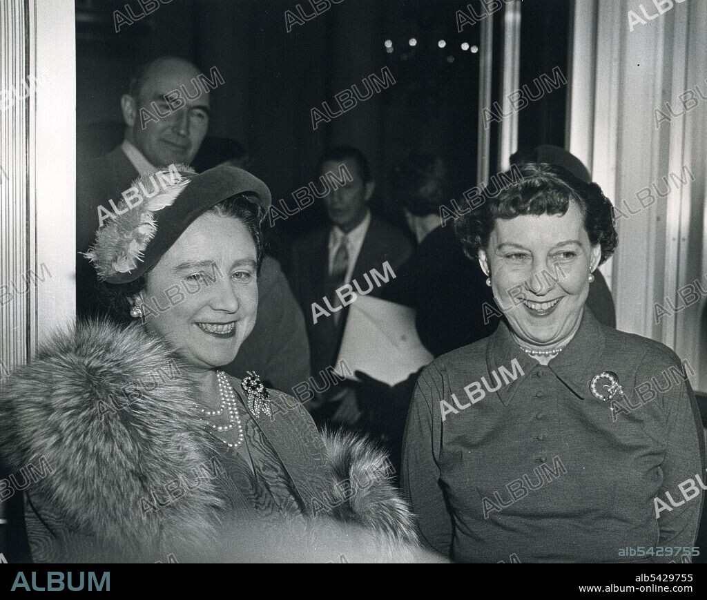First Lady Mamie Eisenhower and Britain's Queen Mother Elizabeth during a royal visit on November 6, 1954. Photo: Abbie Rowe.