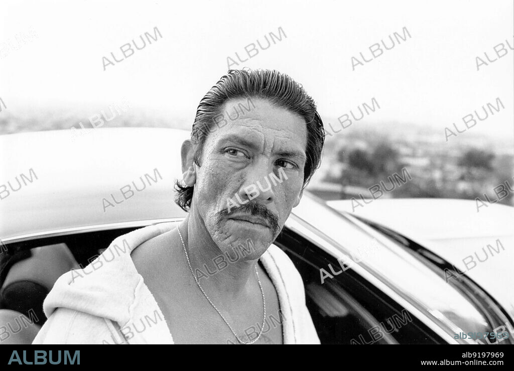 DANNY TREJO en HEAT, 1995, dirigida por MICHAEL MANN. Copyright WARNER BROTHERS.