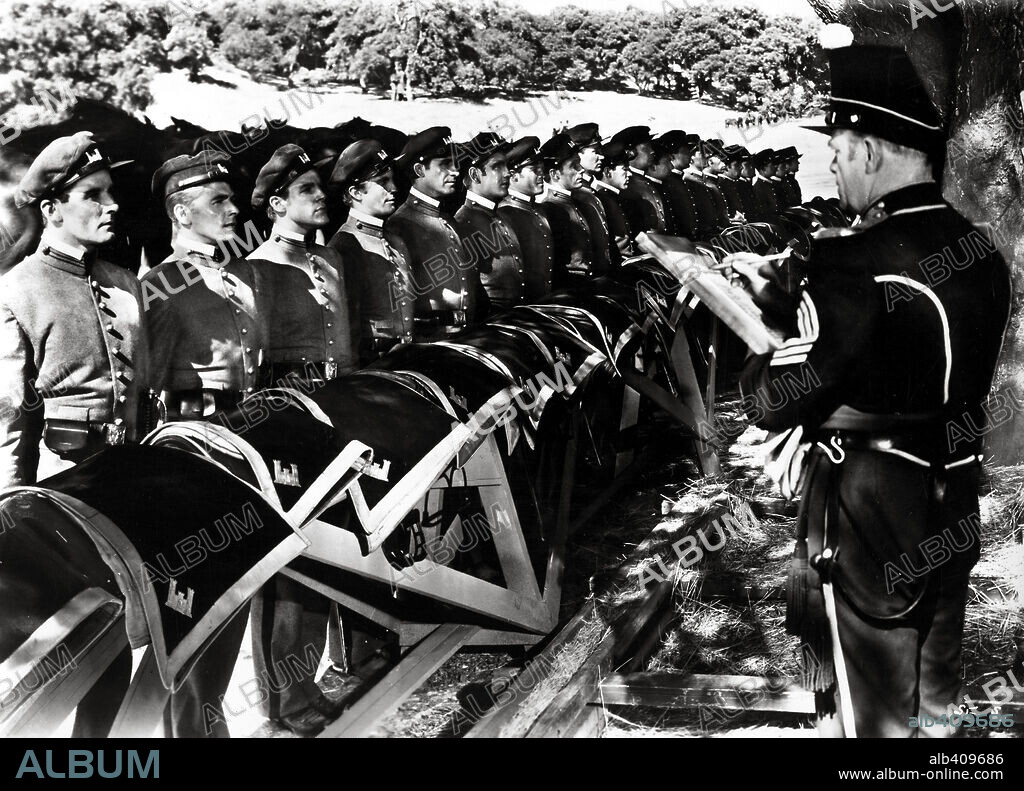 CAMINO DE SANTA FE, 1940 (THE SANTA FE TRAIL), dirigida por MICHAEL CURTIZ. Copyright WARNER BROTHERS.