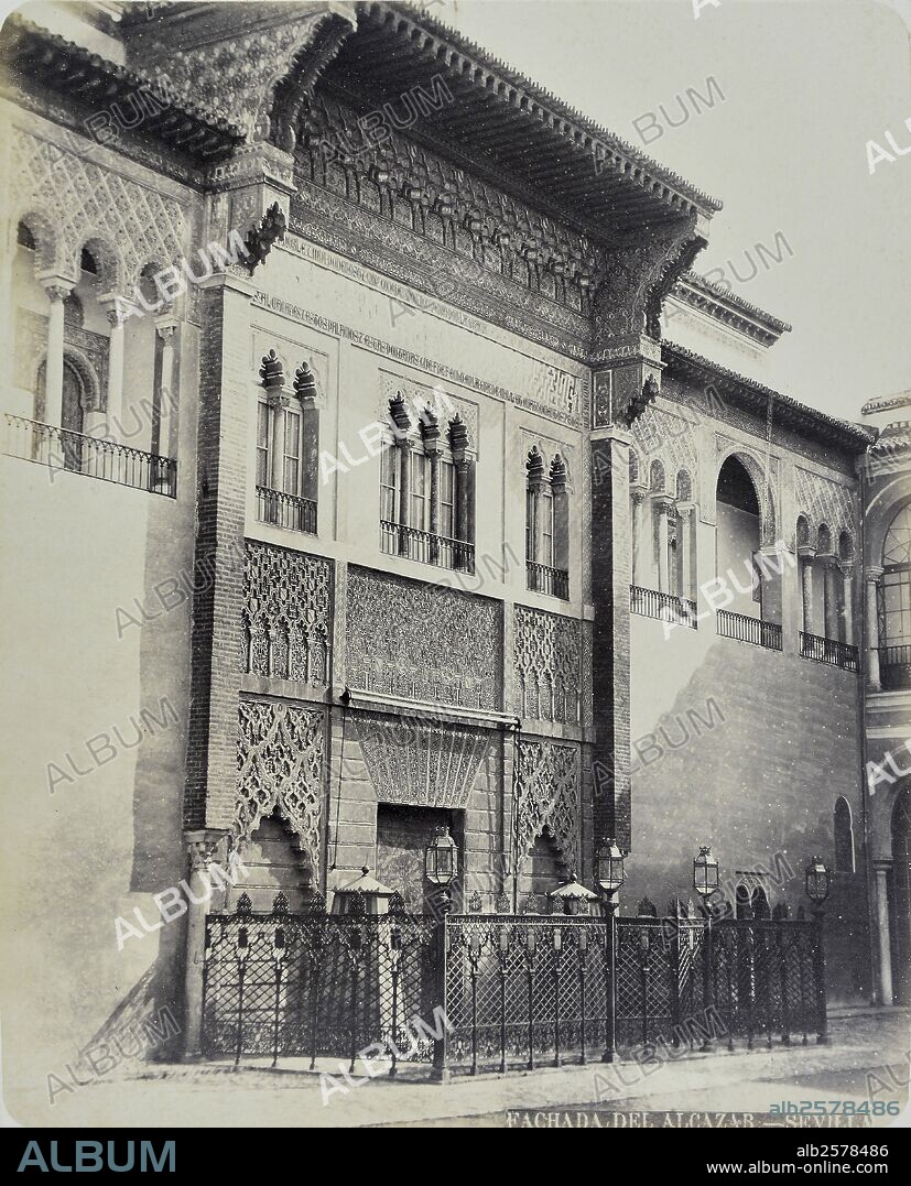 Sevilla, Alcázar, Portada del Palacio de Pedro I.
