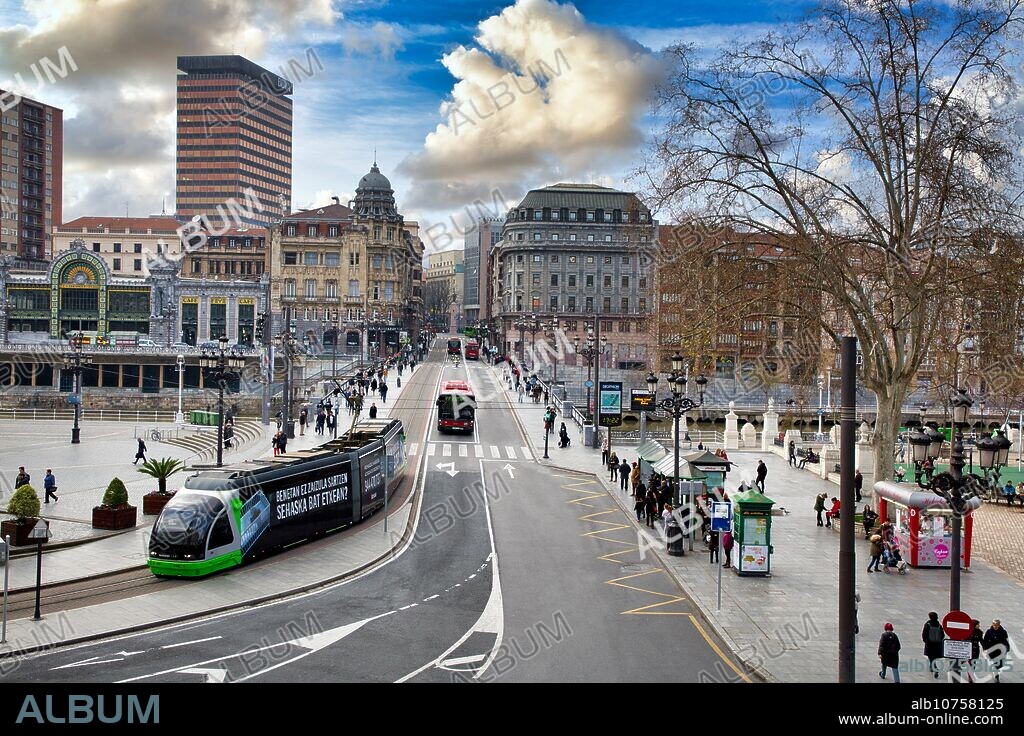 Areatzako Zubia, Arriaga Plaza, El Arenal, Bilbao, Bizkaia, Basque Country, Spain, Europe.