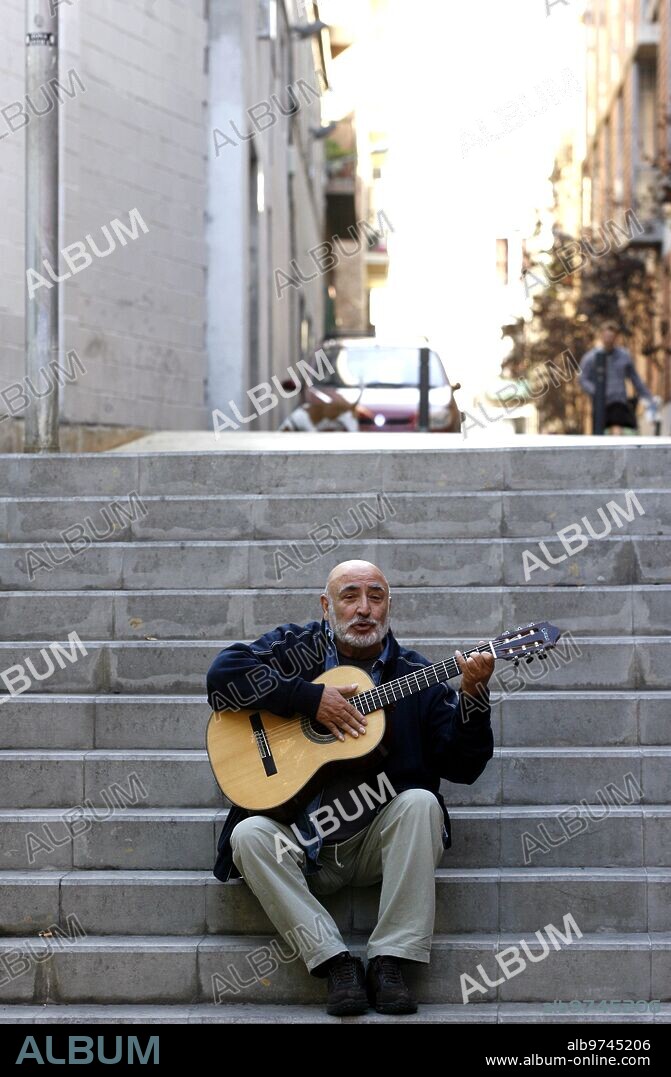 Barcelona, 03/10/2009. Presentación del nuevo disco de Peret, "De los cobardes nunca se ha escrito nada". Foto: Yolanda Cardo. ARCHDC.