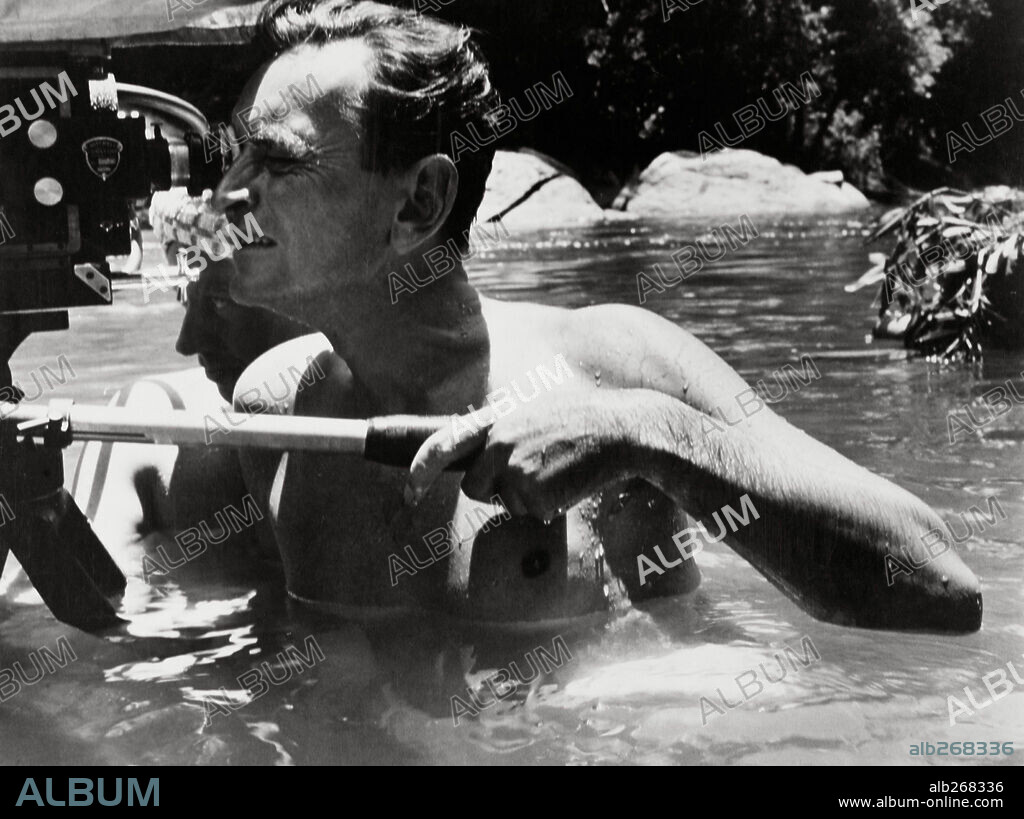 DAVID LEAN in THE BRIDGE ON THE RIVER KWAI, 1957, directed by DAVID LEAN. Copyright COLUMBIA PICTURES.