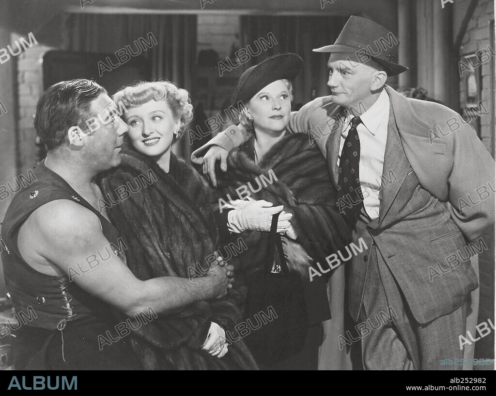CELESTE HOLM, MILLARD MITCHELL y PAUL DOUGLAS en SI ELLA LO SUPIERA, 1949 (EVERYBODY DOES IT), dirigida por EDMUND GOULDING. Copyright 20TH CENTURY FOX.