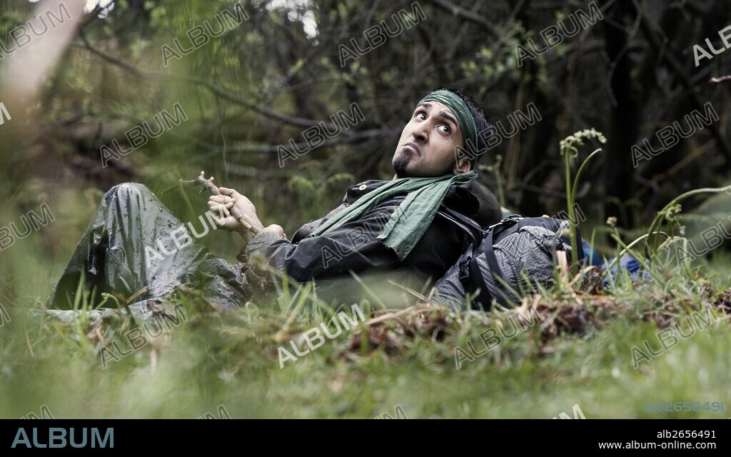 KAYVAN NOVAK in FOUR LIONS, 2010, directed by CHRISTOPHER MORRIS. Copyright WARP FILMS.
